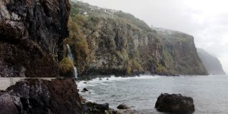 Costa cerca de Ribeira Brava, Madeira